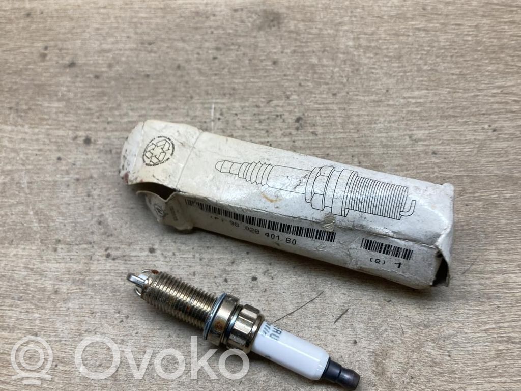 Peugeot 207 CC Свеча (свечи) 