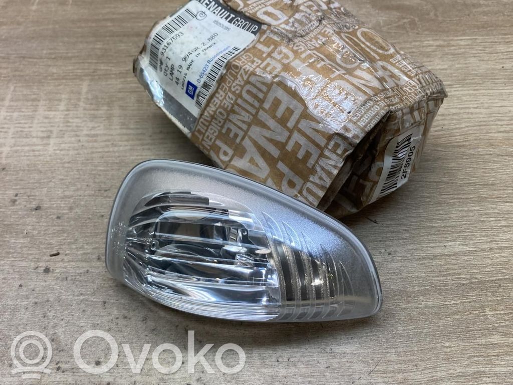 Kierunkowskaz na lusterko boczne   93167593,4419994