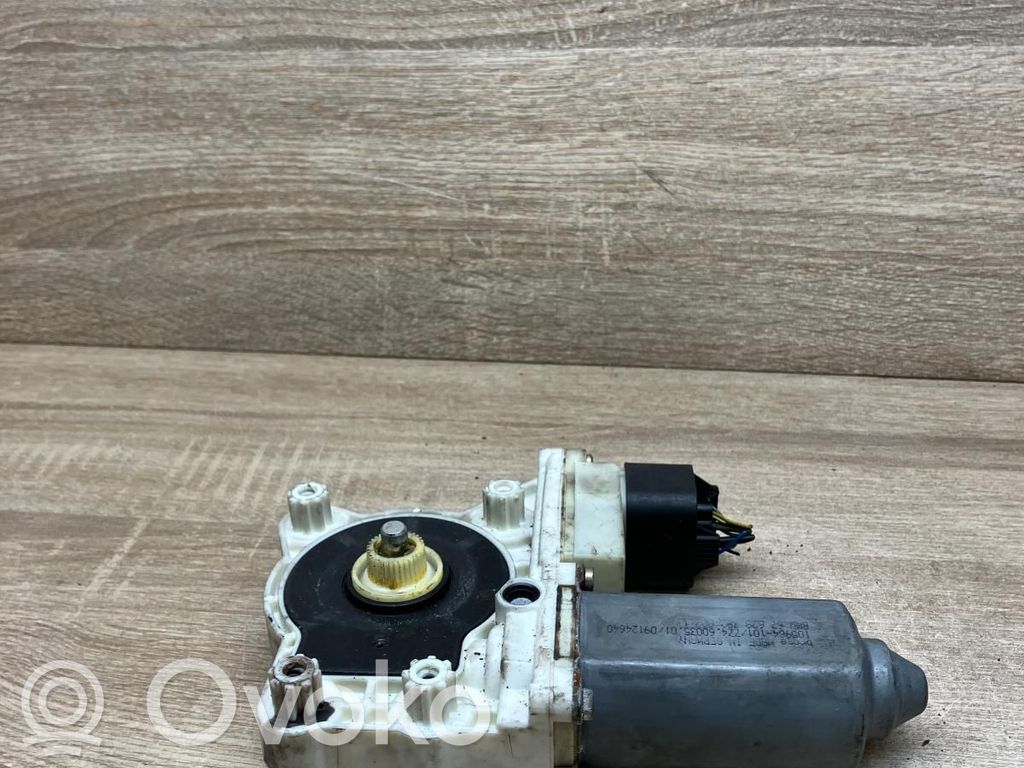 BMW 7 E65 E66 Rear door window regulator motor 