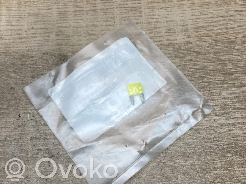 Fusible   9187038070