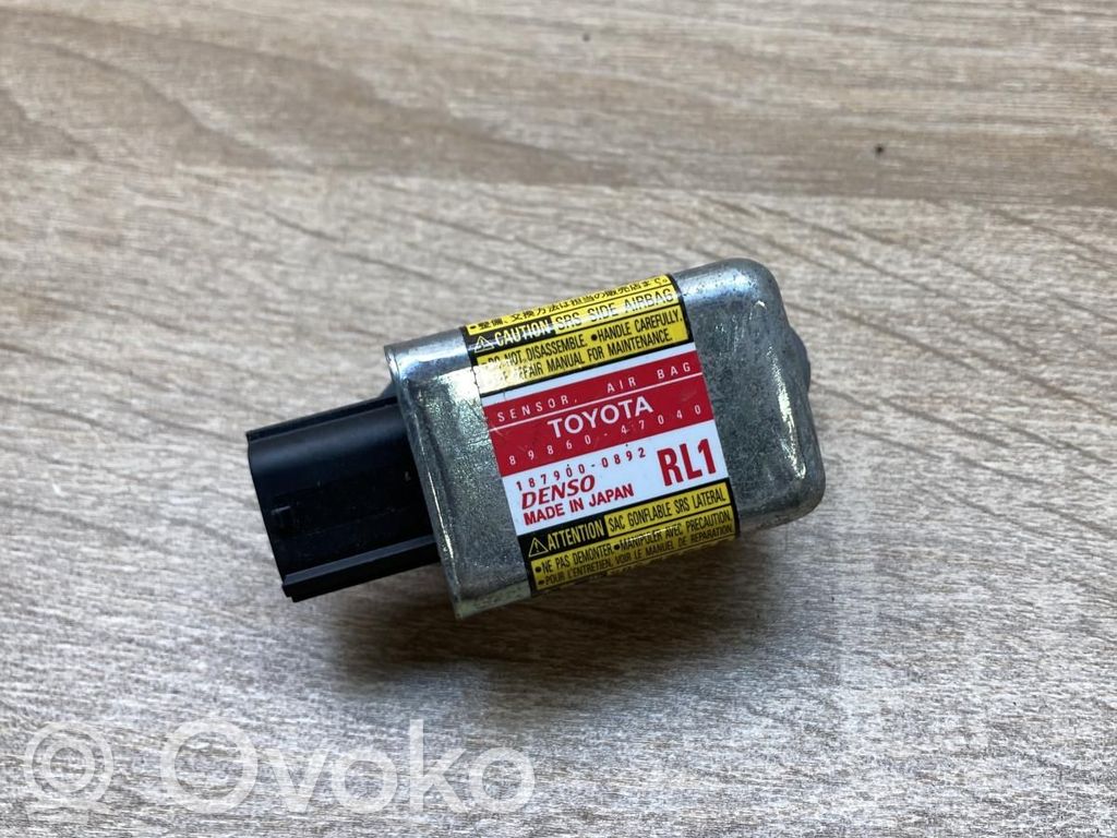 Toyota Prius (XW20) Senzor impact/declanșare airbag 