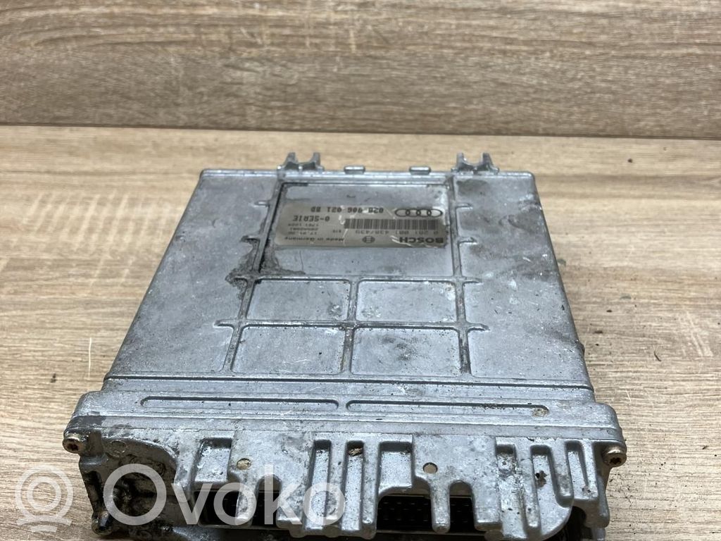 Volkswagen PASSAT B4 Unitate/modul de control motor 