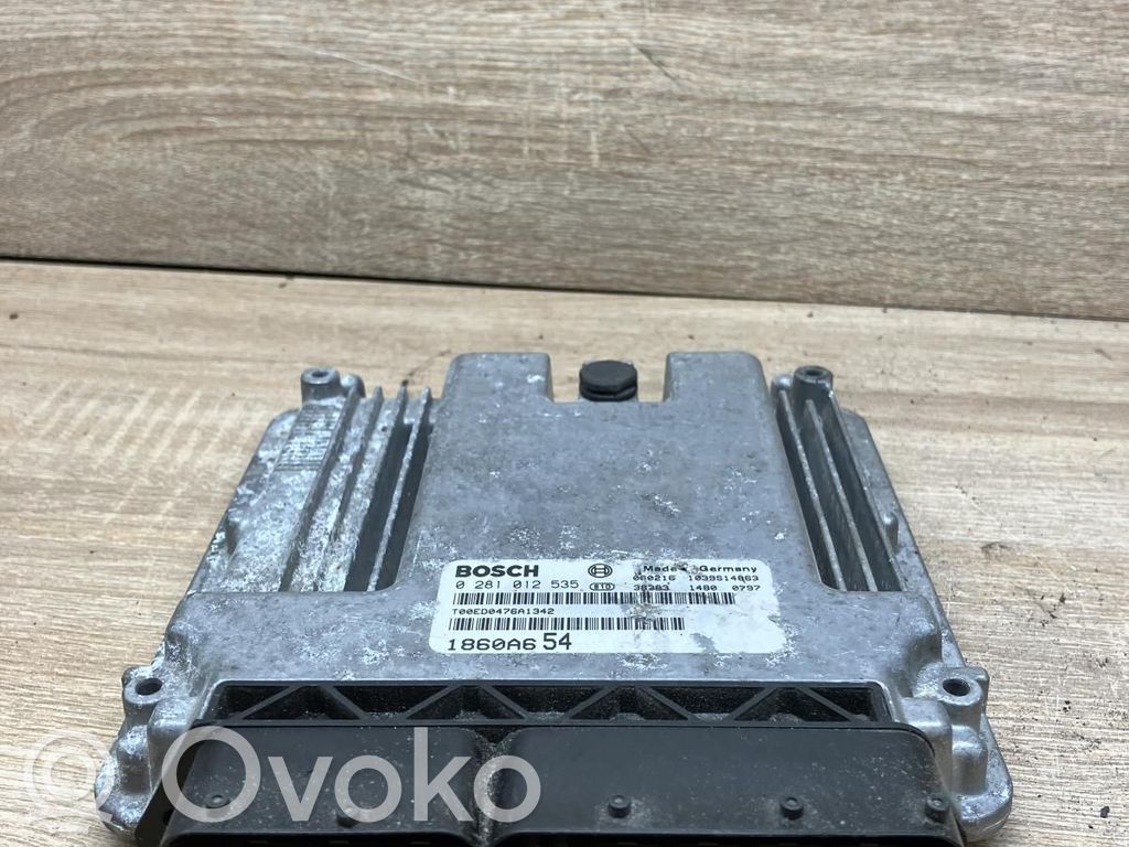 Mitsubishi Grandis Engine control unit/module 