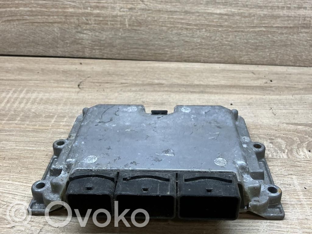Peugeot 607 Engine control unit/module 