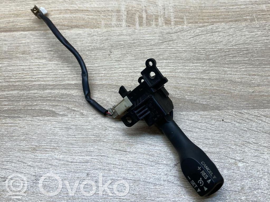 Commande régulateur de vitesse   18A174