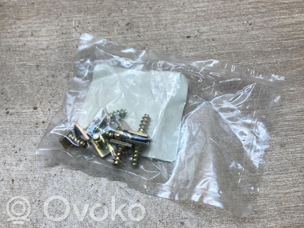 Opel Corsa B Alte piese caroserie 