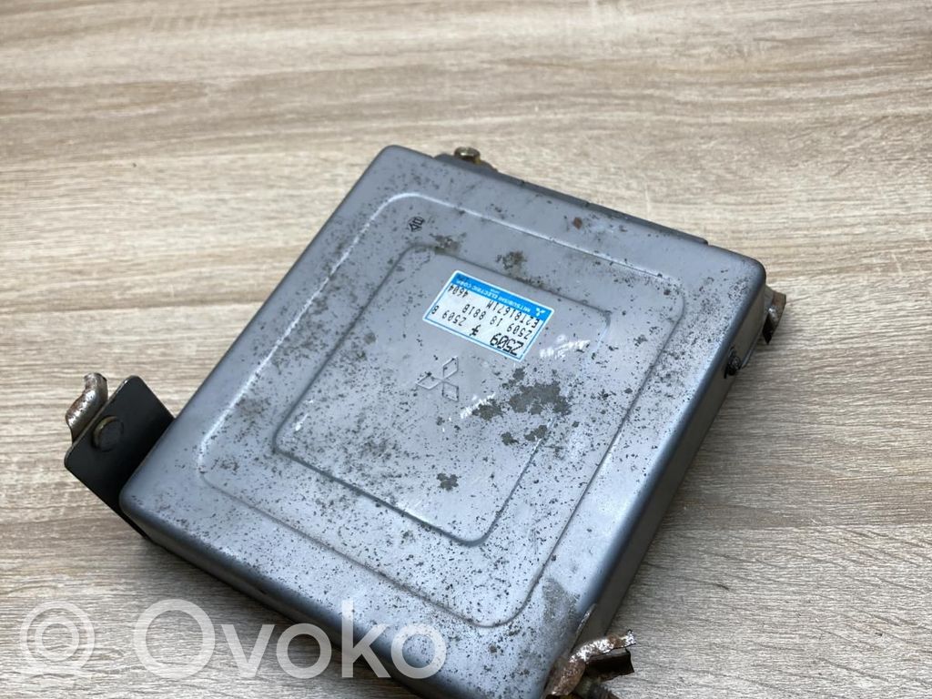 Engine control unit/module ECU   Z50918881B,E2T81671M