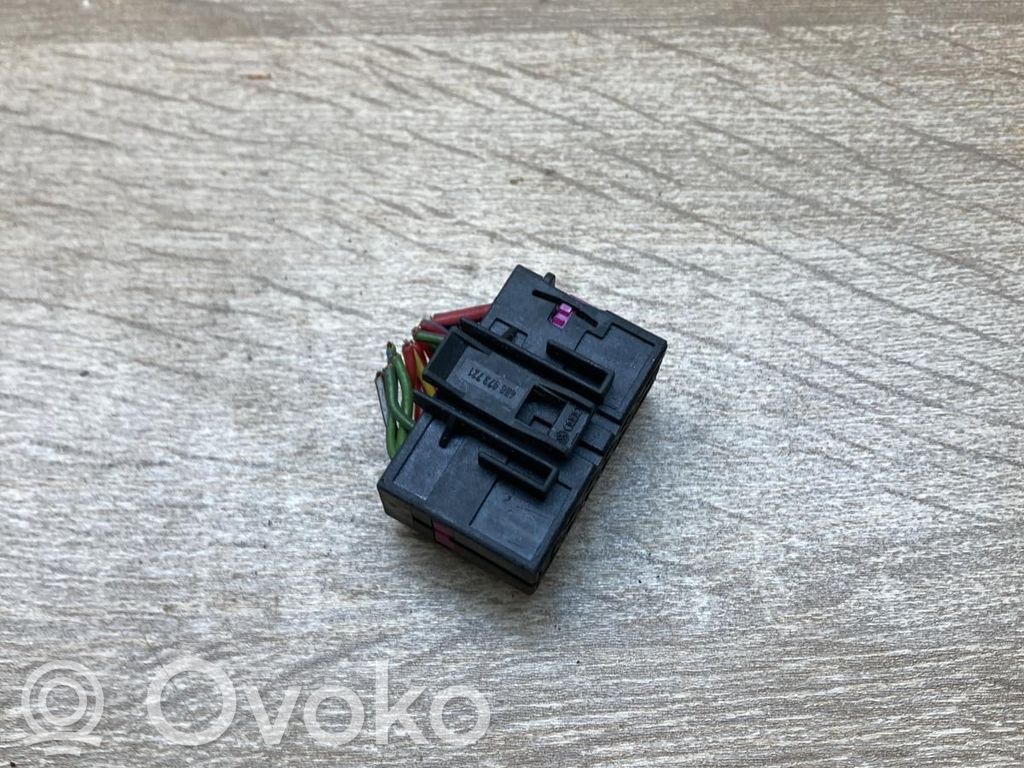 Plug wire   4B0973721