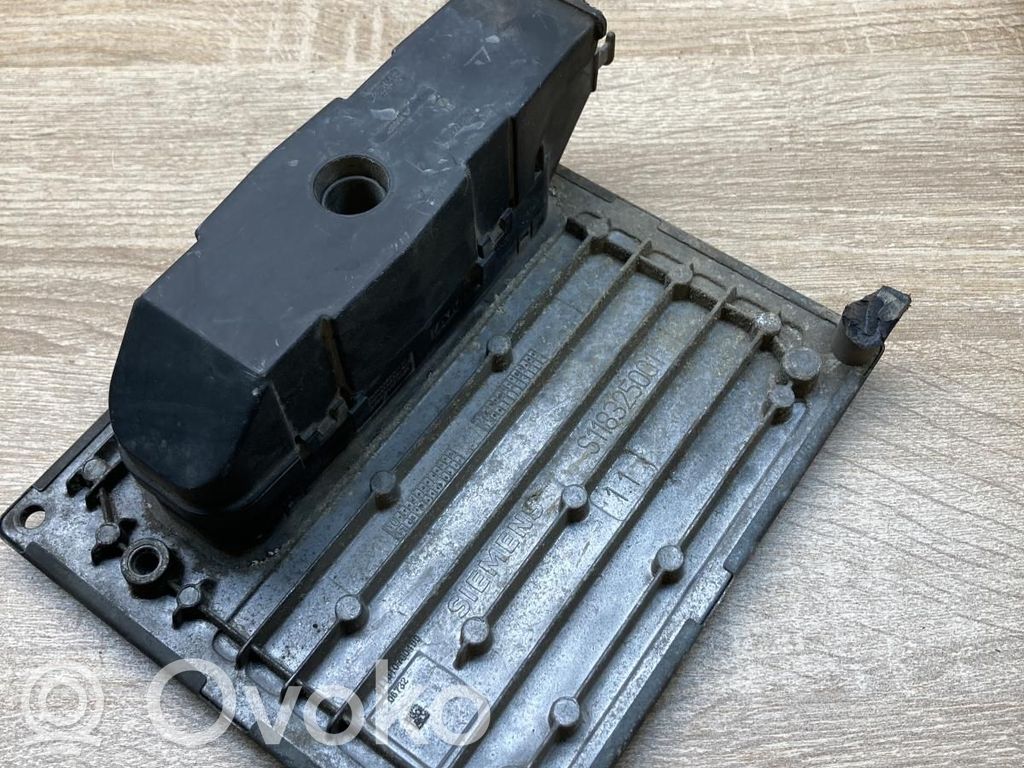Ford Fiesta Engine control unit/module ECU 