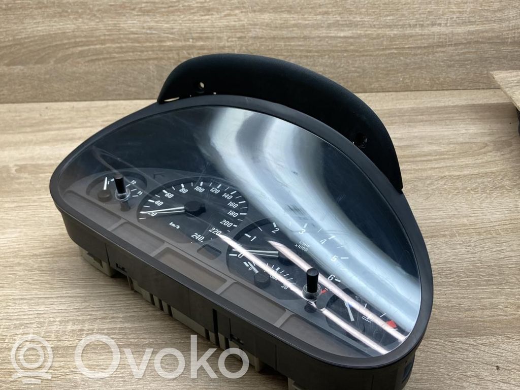 BMW 3 E46 Speedometer (instrument cluster) 