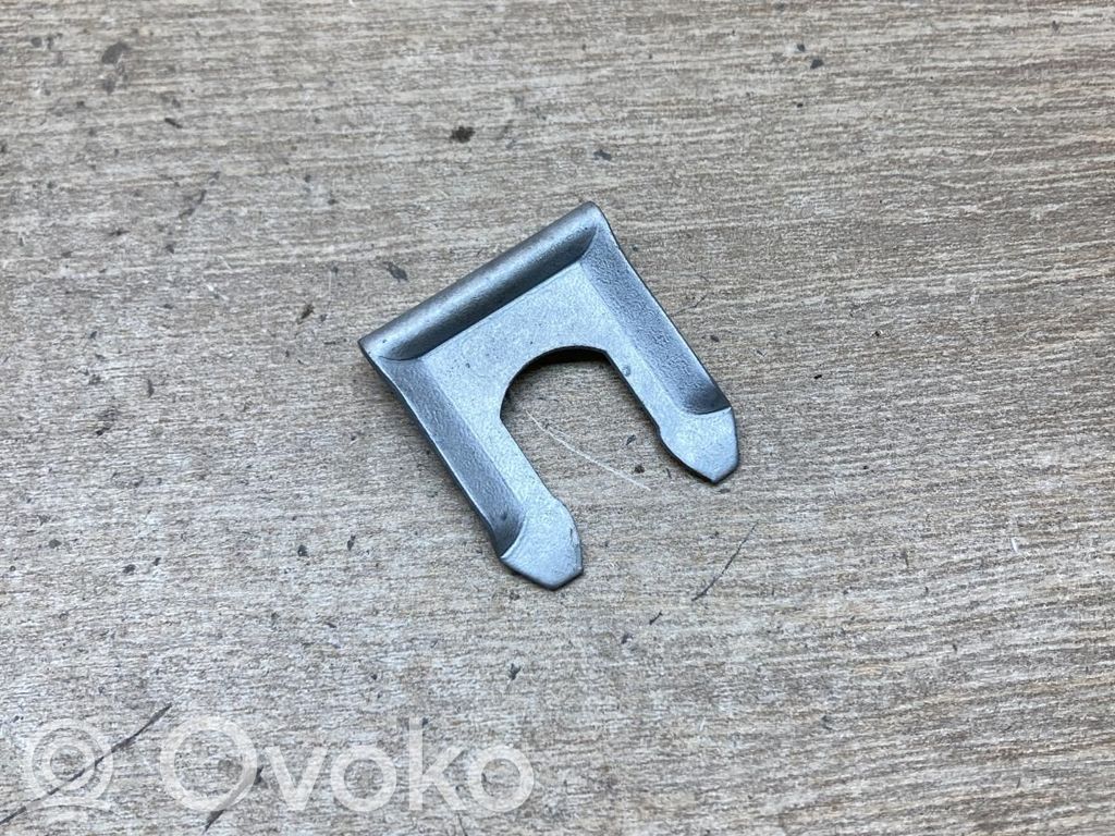 Opel Astra H Tubo/manguera de la línea de frenos 