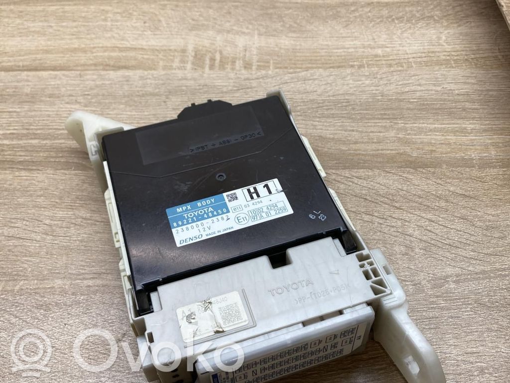 Lexus RX 450H Module de fusibles 