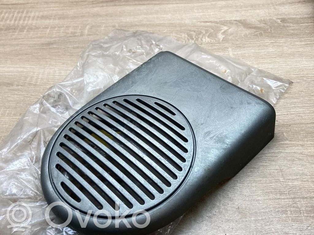 Renault Clio II Front door speaker cover trim 