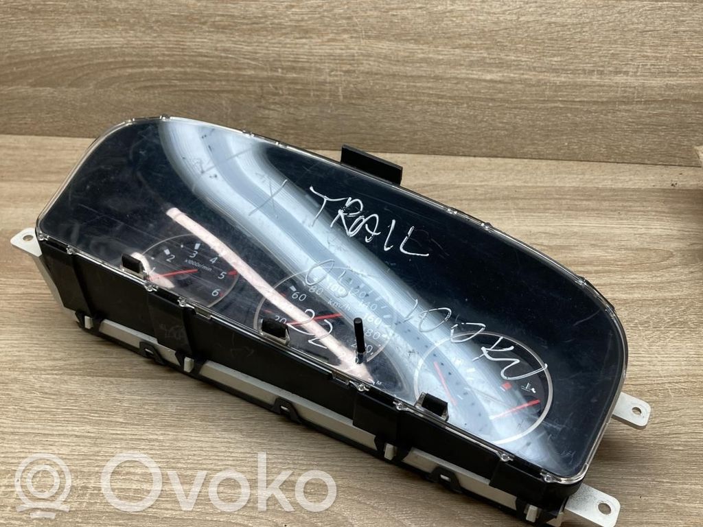 Nissan X-Trail T30 Speedometer (instrument cluster) 