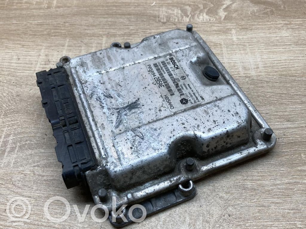 Engine control unit/module ECU   P05094285AE,0281012121
