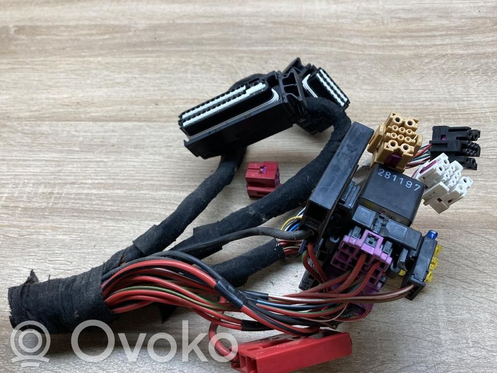 Audi A4 S4 B5 8D Žvakės (-ių) laidas (-ai) 