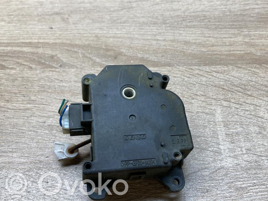 Honda Civic Tuloilmaventtiilin käyttömoottori 