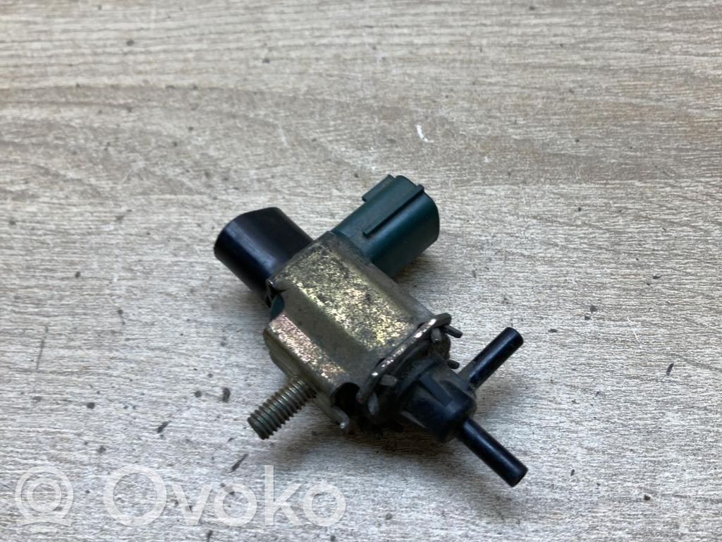Válvula de vacío   K5T46593