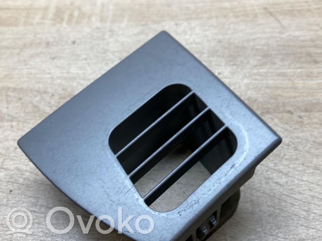 BMW 7 E65 E66 Copertura griglia di ventilazione laterale cruscotto 