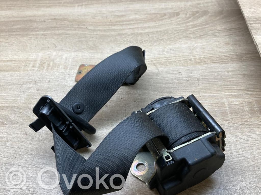 BMW 7 E65 E66 Sicherheitsgurt hinten Mitte 