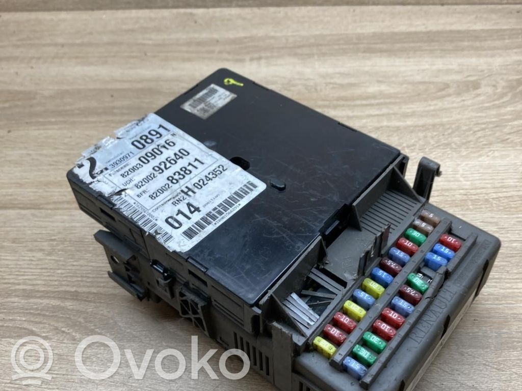 Renault Laguna II Module de fusibles 