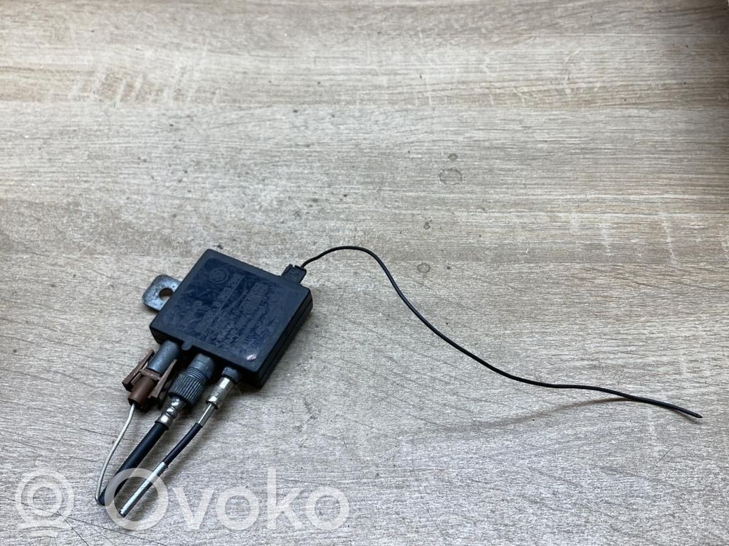 BMW 3 E36 Antenos stiprintuvas 
