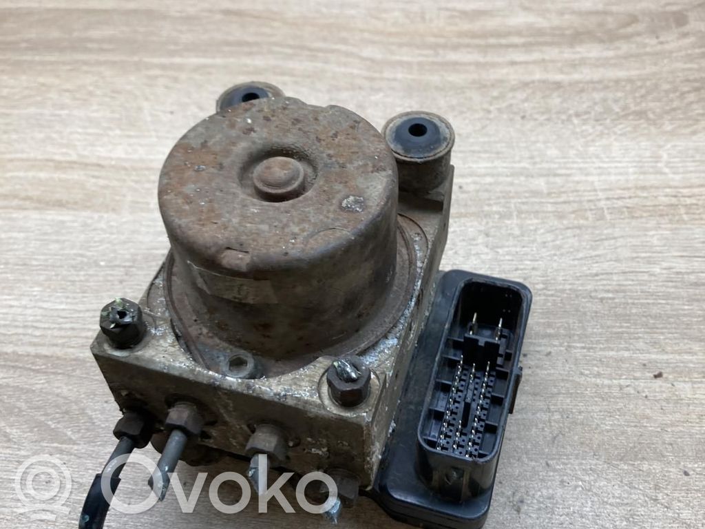 Mazda 323 ABS bloks 