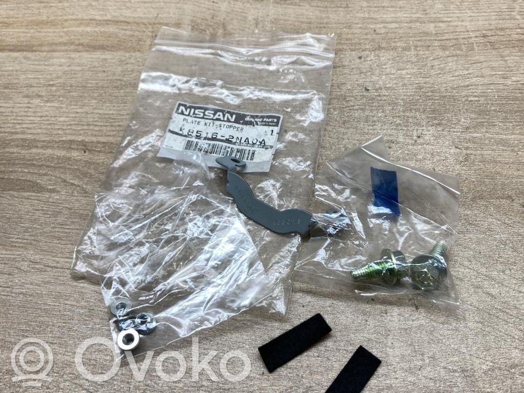 Nissan Almera N16 Alte piese caroserie 