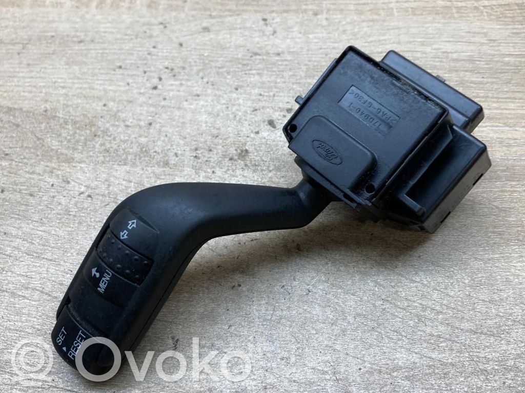 Commodo de clignotant   17D940