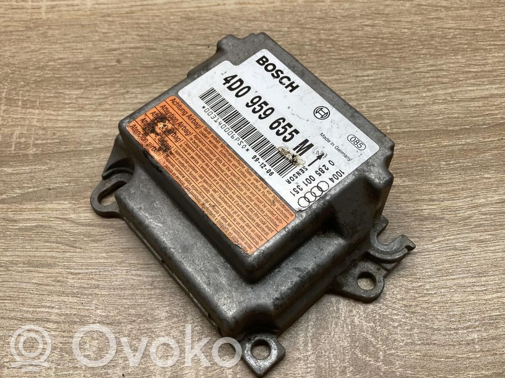 Audi A8 S8 D2 4D Airbag control unit/module 