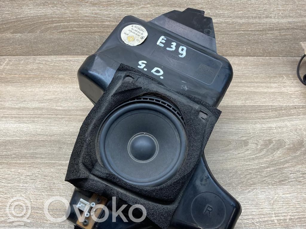 BMW 5 E39 Altavoz subwoofer 
