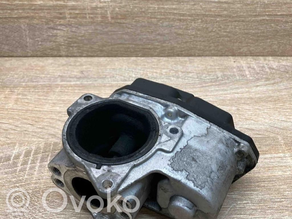 Volkswagen PASSAT B6 Válvula EGR 