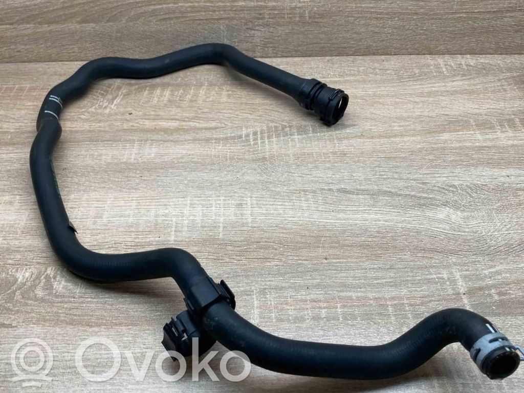 BMW 5 G30 G31 G38 Przewód / Wąż chłodnicy 