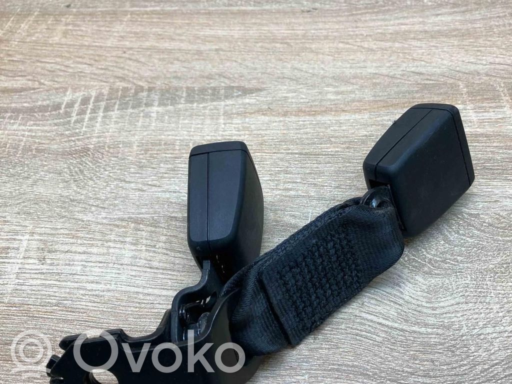 Audi A4 S4 B9 Boucle de ceinture de sécurité arrière centrale 
