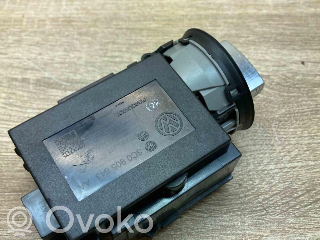 Volkswagen PASSAT B7 Užvedimo spynelė 