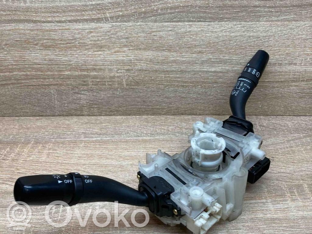 Mazda 626 Wiper turn signal indicator stalk/switch 