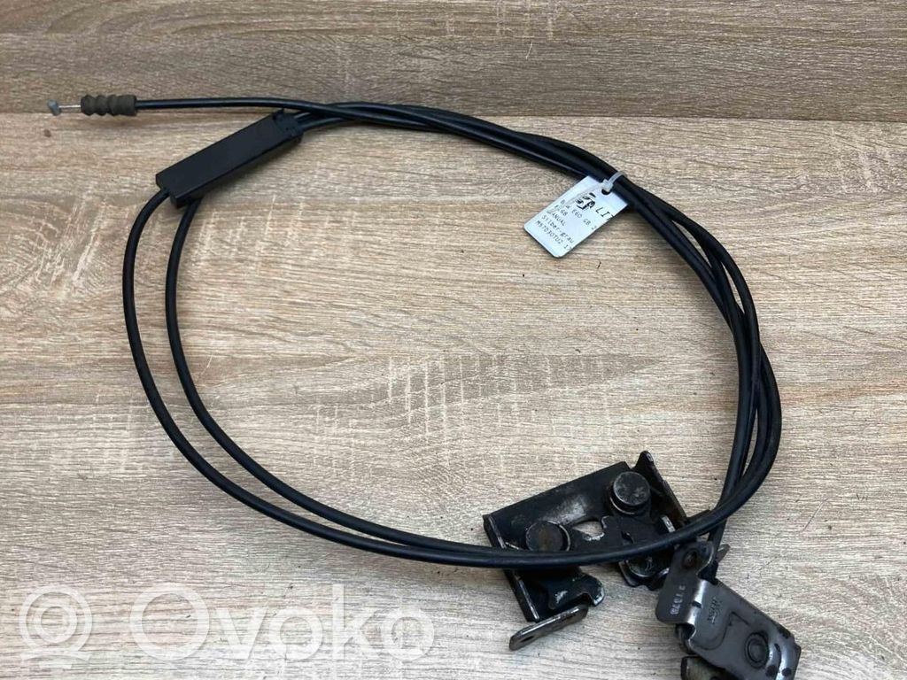 Spyna variklio dangčio   7115229,7184451,PAIR