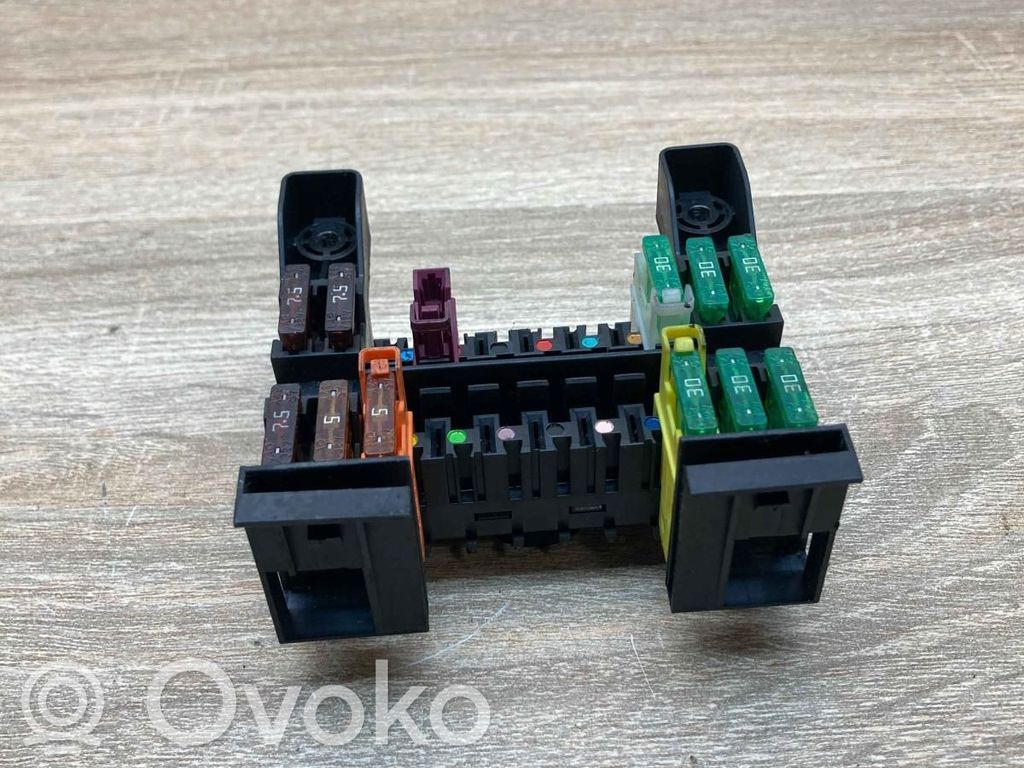 Mercedes-Benz E W211 Set scatola dei fusibili