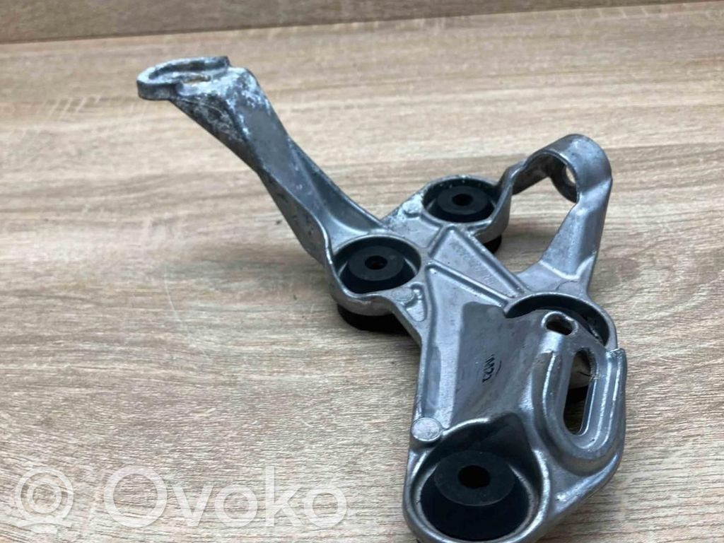 Mercedes-Benz C W205 Supporto pompa ABS