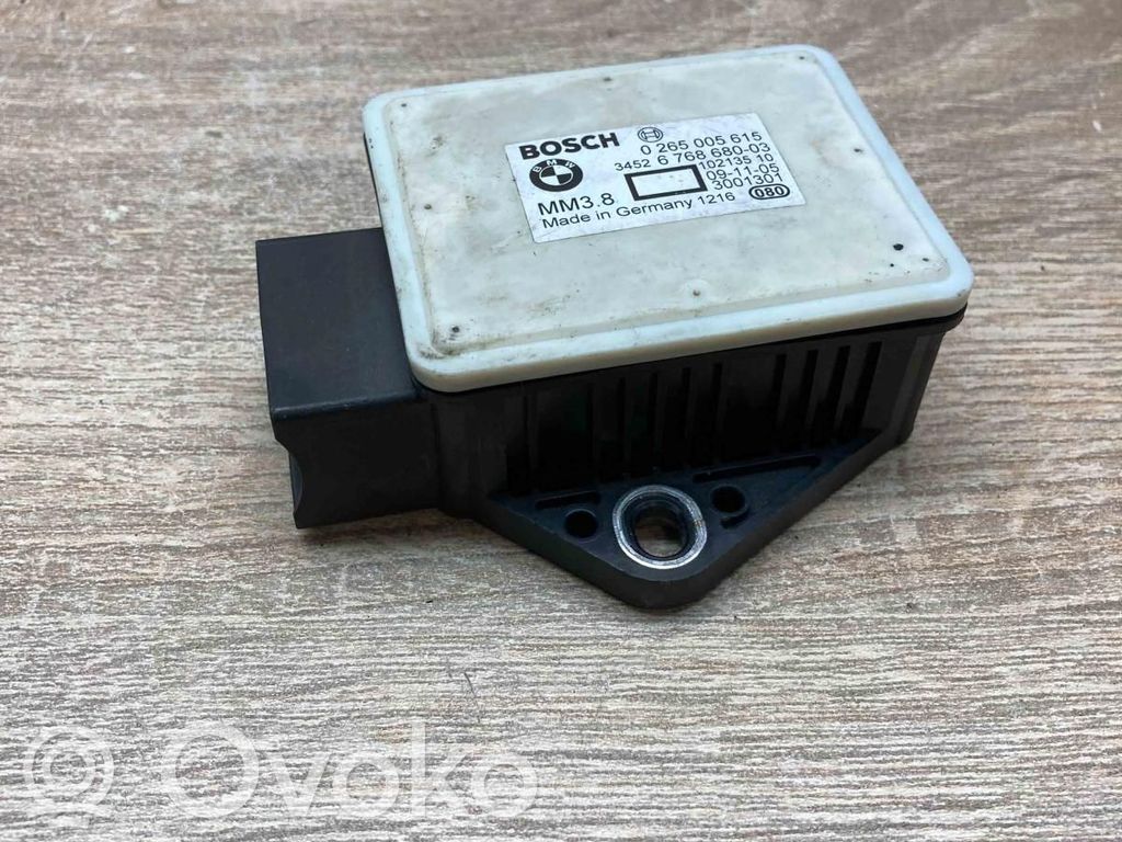 ESP Drehratensensor Querbeschleunigungssensor   6768680,0265005615