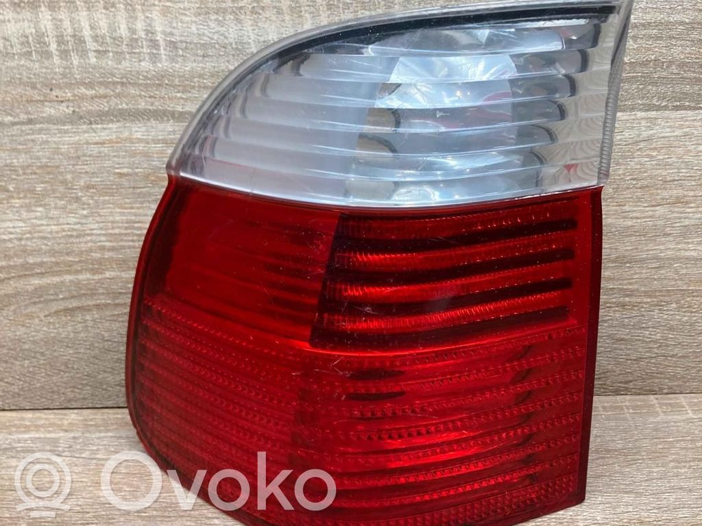 BMW 5 E39 Galinis žibintas dangtyje 