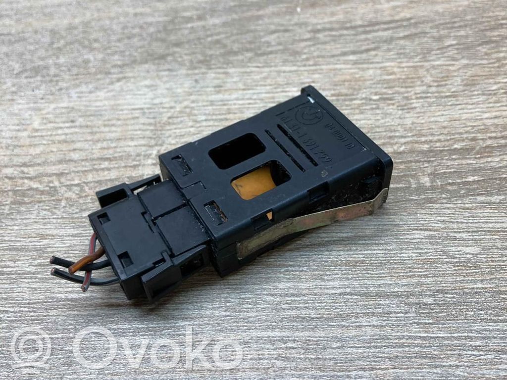 BMW 3 E36 Przycisk / Pokrętło regulacji świateł 