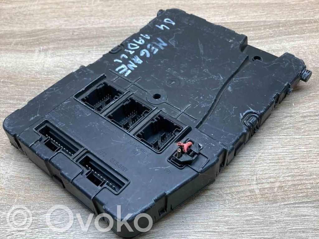 Renault Scenic II -  Grand scenic II High voltage junction box 