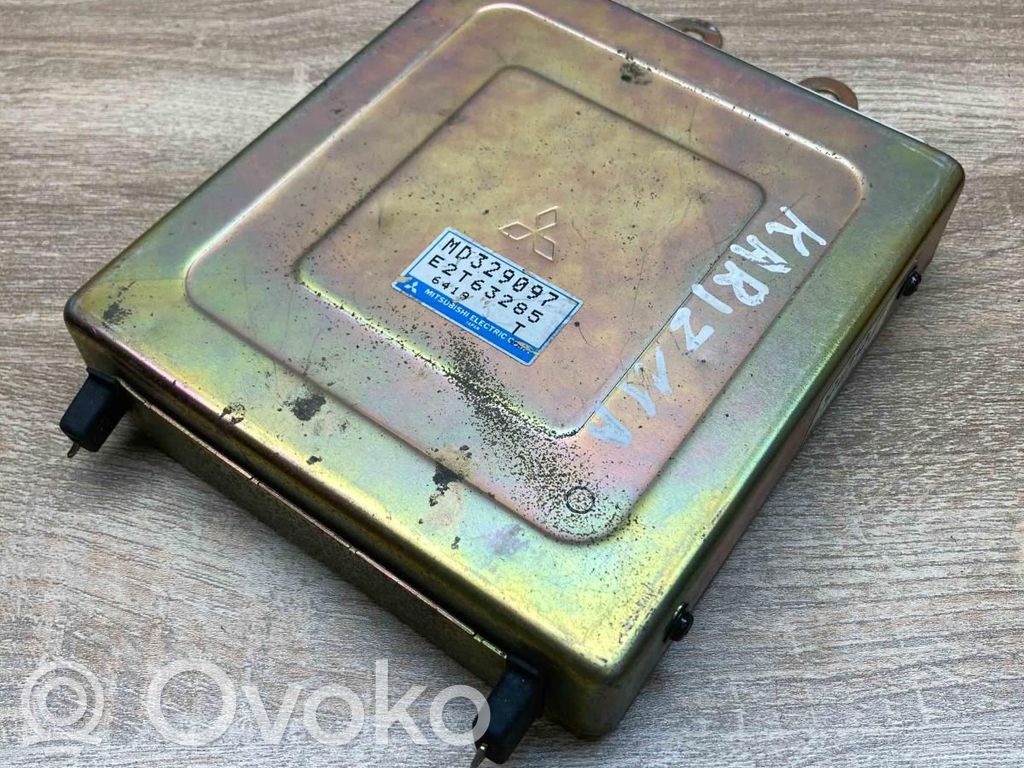 Mitsubishi Carisma Engine control unit/module ECU 
