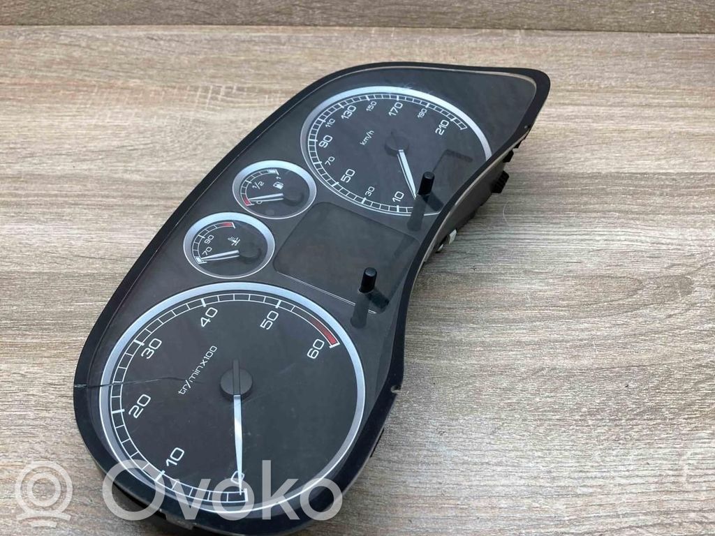 Peugeot 307 Speedometer (instrument cluster) 