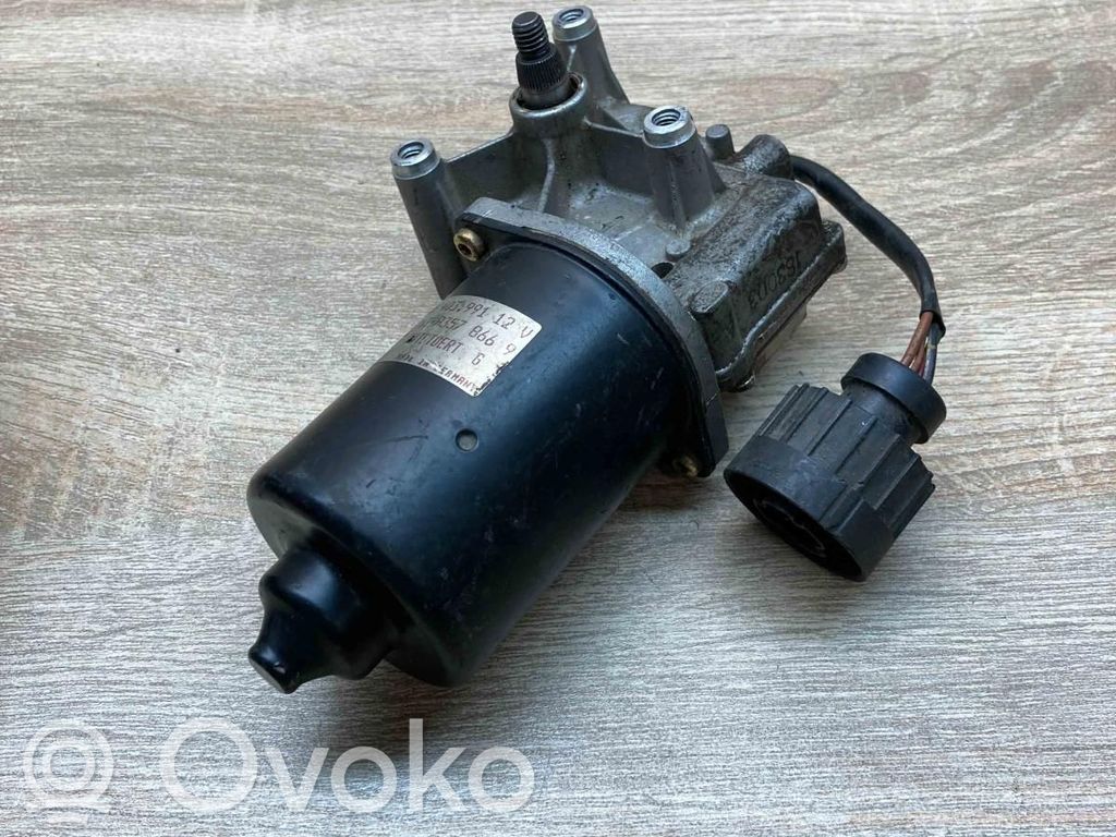 BMW 3 E36 Wiper motor 