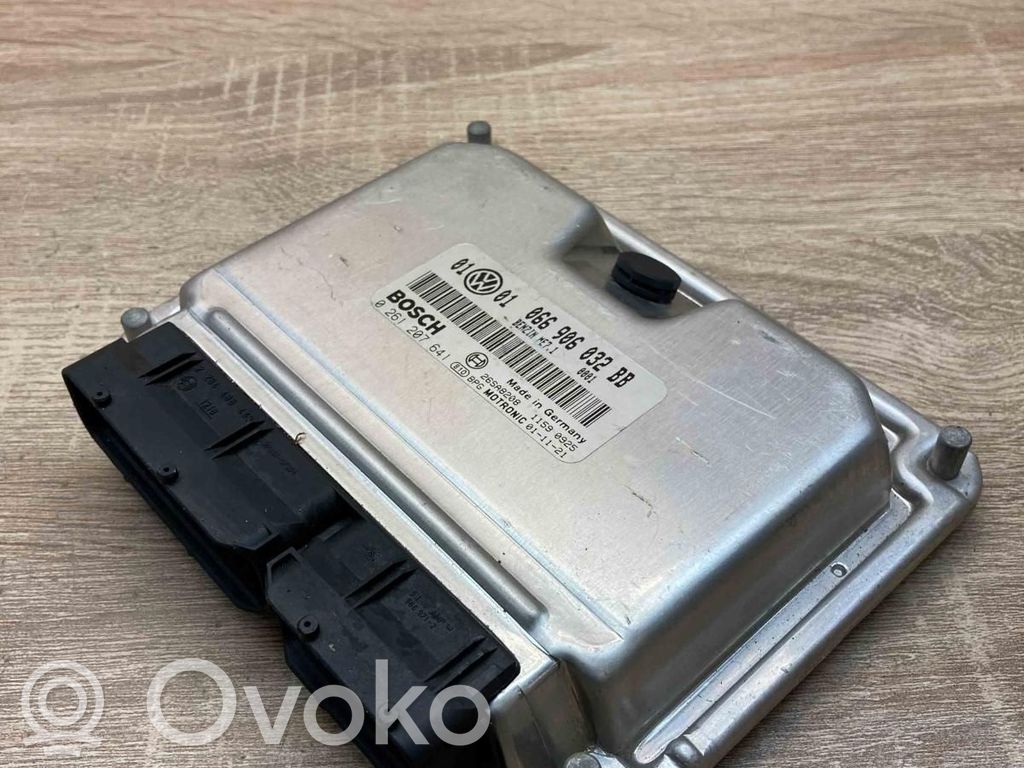 Volkswagen PASSAT B5.5 Komputer / Sterownik ECU silnika 