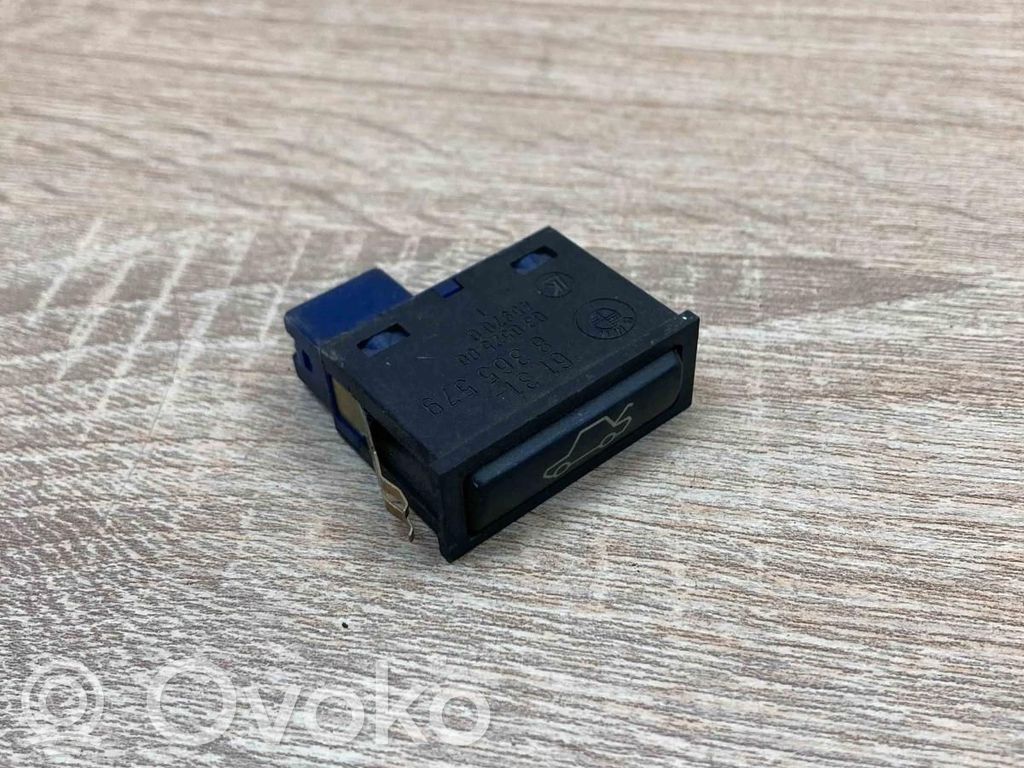 Interruptor para abrir la puerta trasera   8365579,03052500