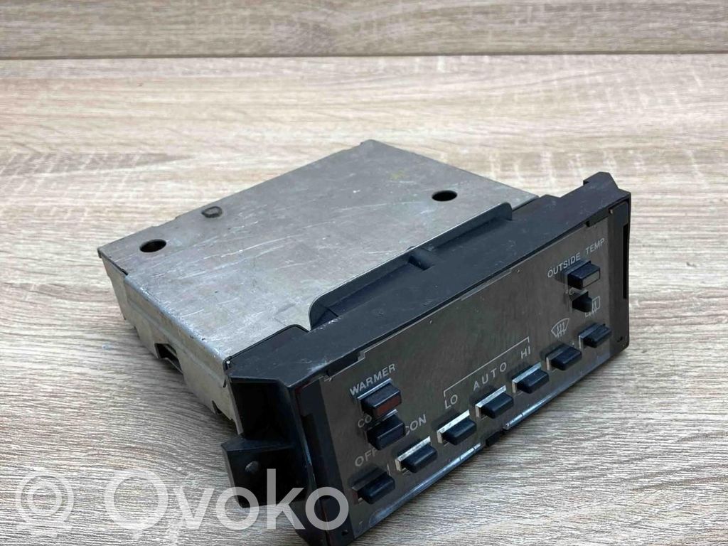 Audi 80 90 B3 Climate control unit 