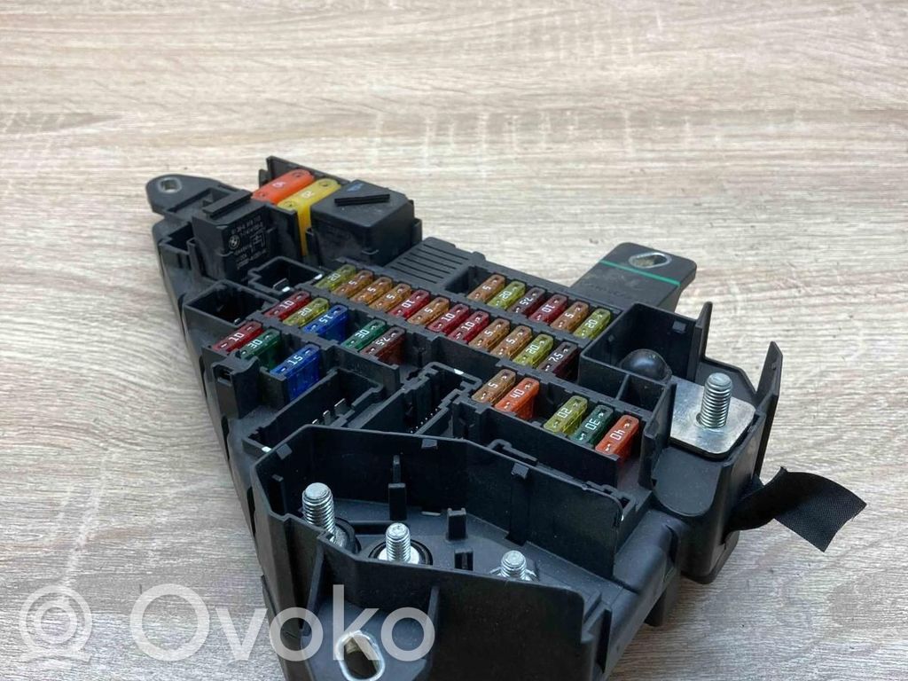 Módulo de fusible   6906558,6906603